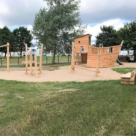 House In With 1 Bedroom Olpenitz