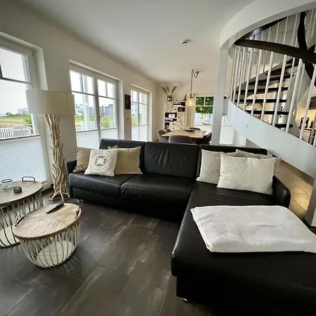 House In With 1 Bedroom