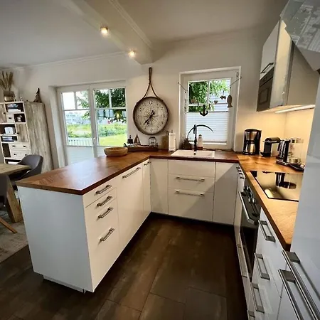 House In With 1 Bedroom Olpenitz